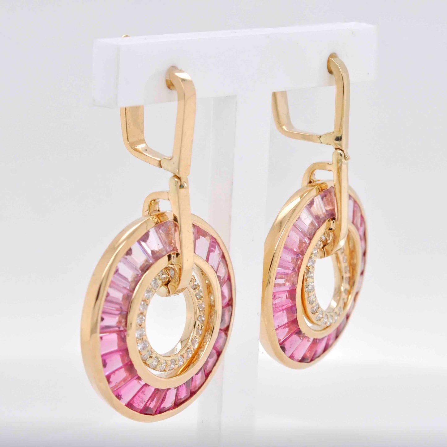 18K Gold Pink Tourmaline Diamond Circle Set