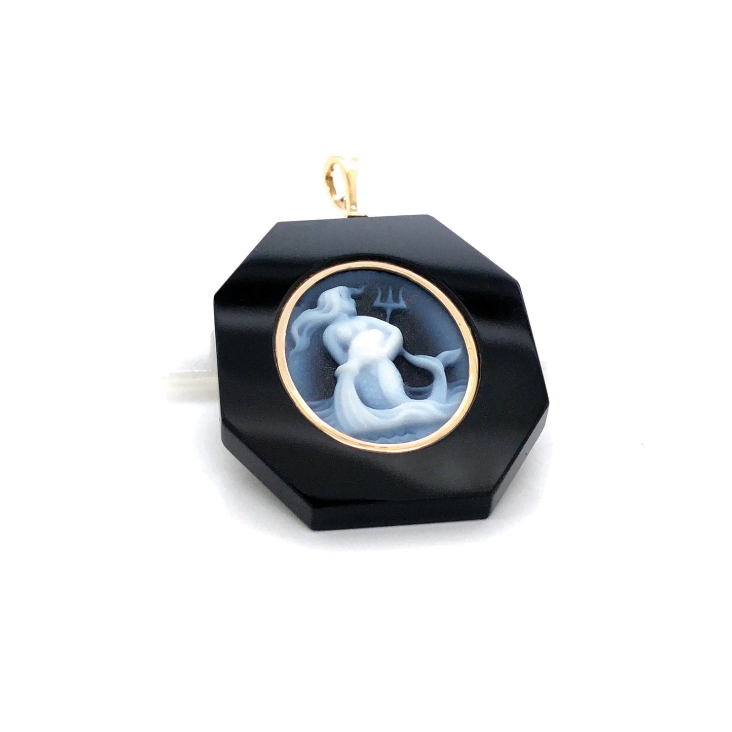 Zodiac Aquarius Onyx Pendant