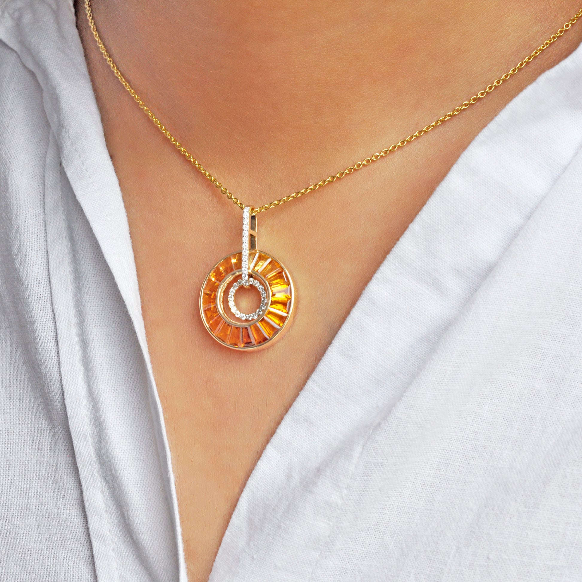 14k gold circle necklace 