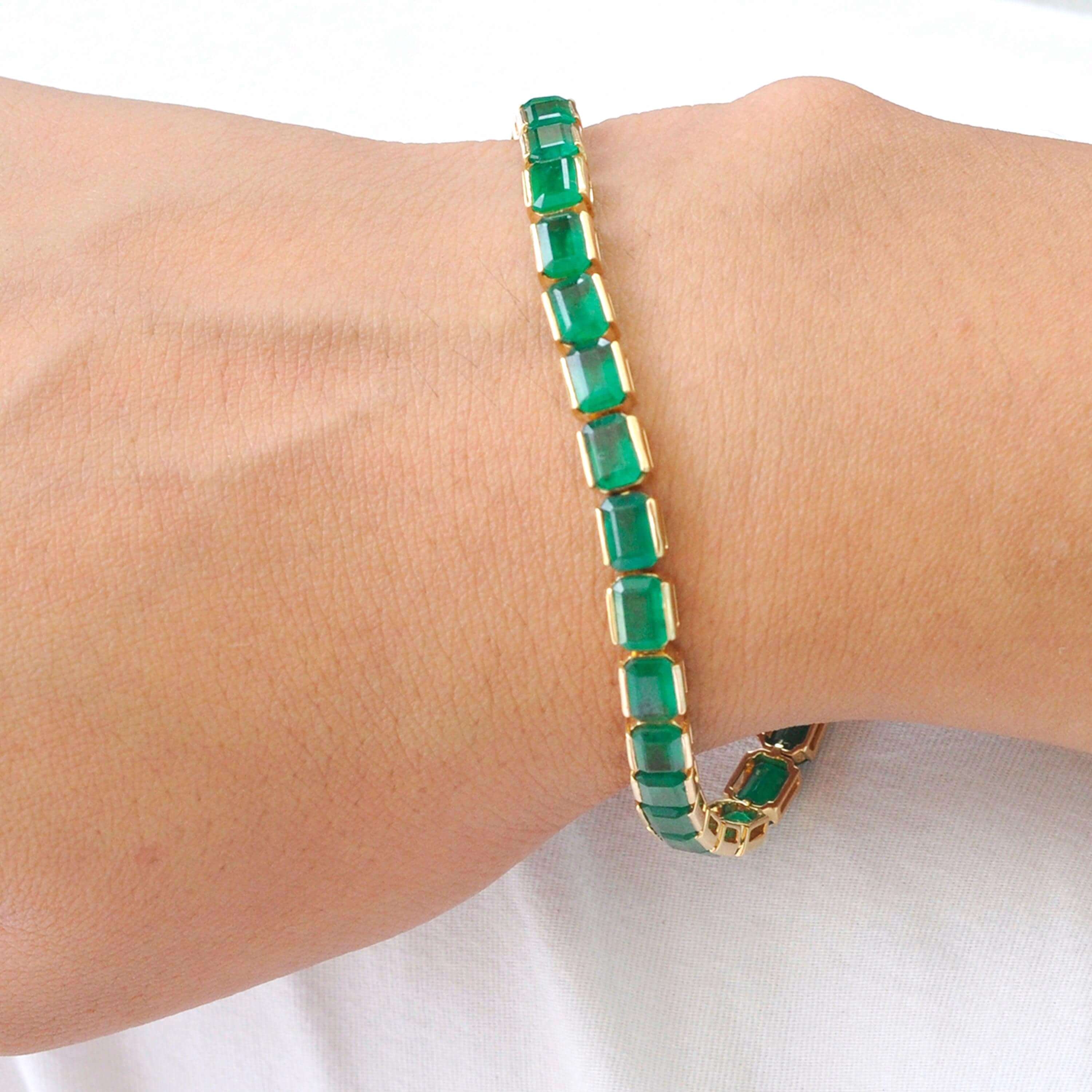 Neriah Bracelet with Baguette Emerald, SI Diamond | 8.05 carats Baguette Emerald  Tennis in 14k White Gold | Diamondere