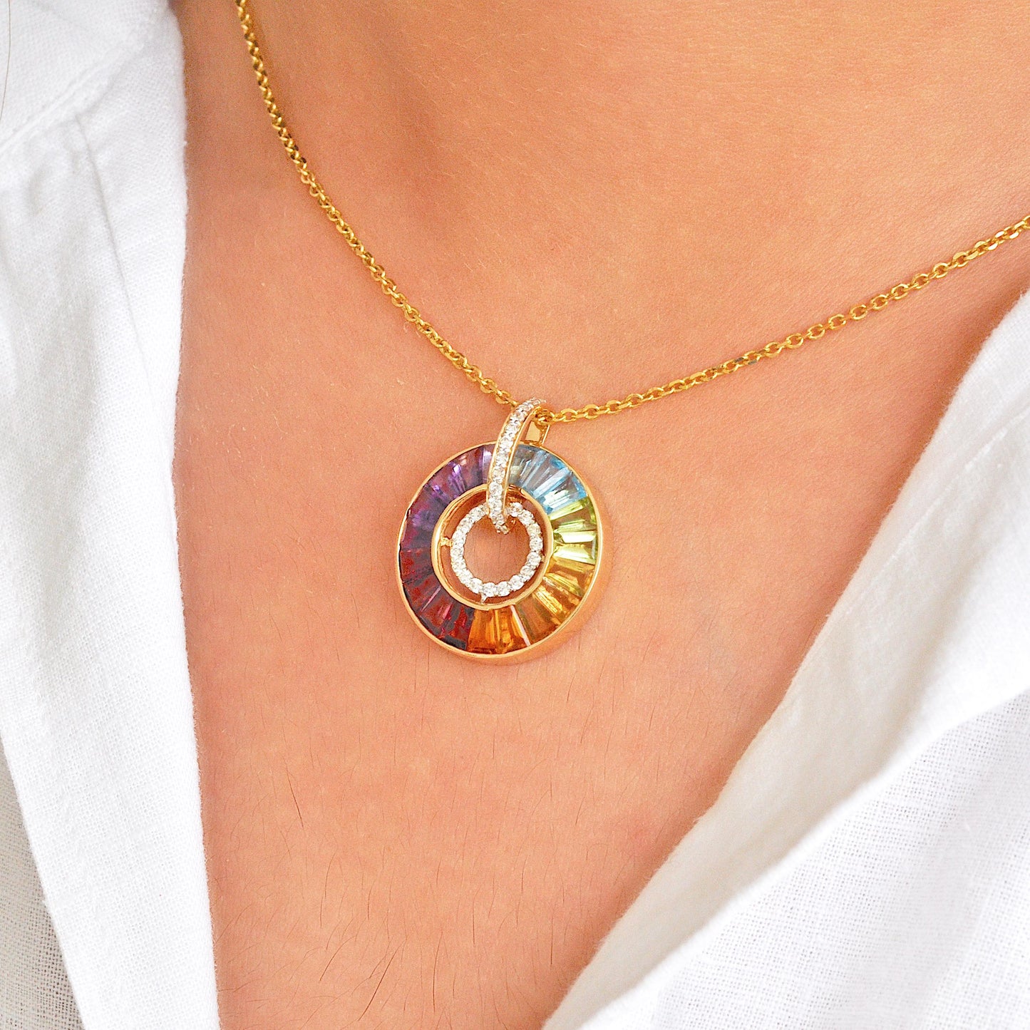 gold circle pendant