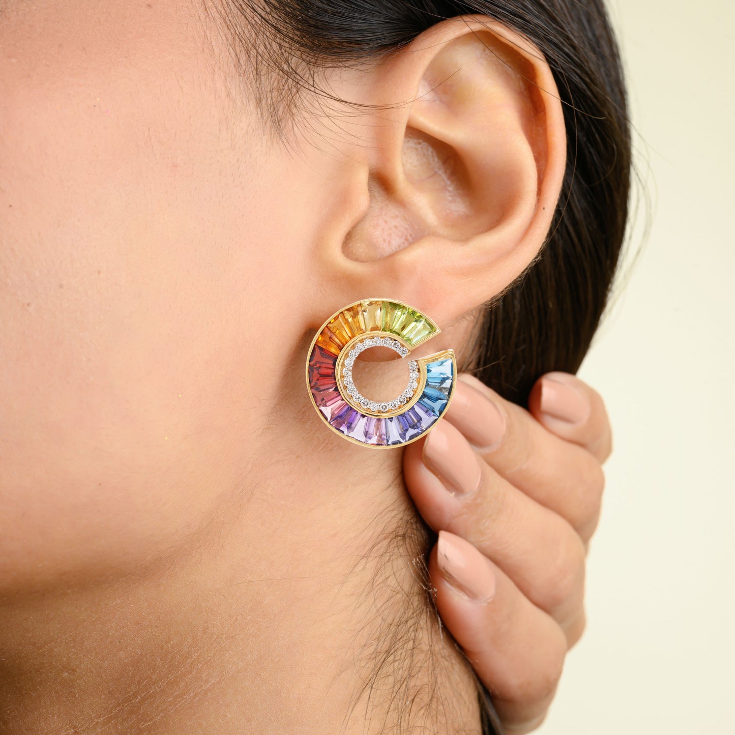 curve earrings studs